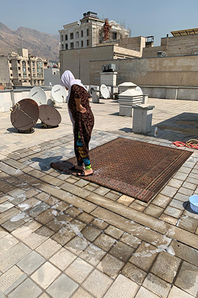 cleaning carpets in Tehran